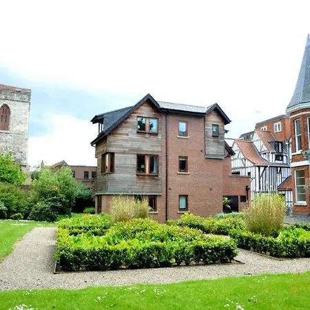 Minster View At Talbot Court, Апартаменты